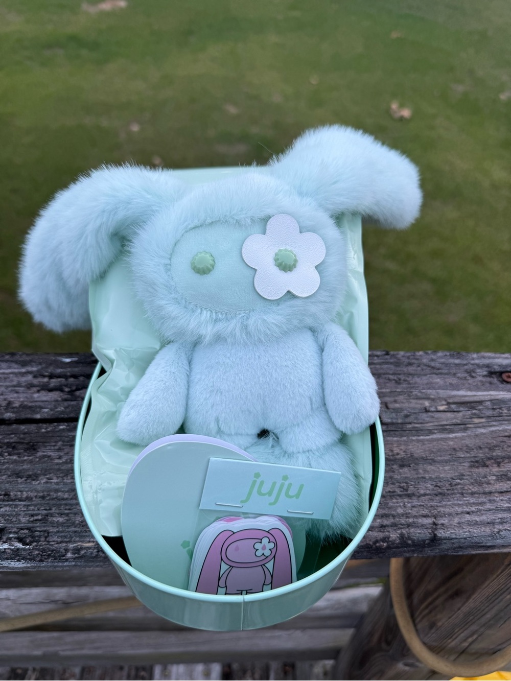 Cj Hendry Easter JuJu- Ellis